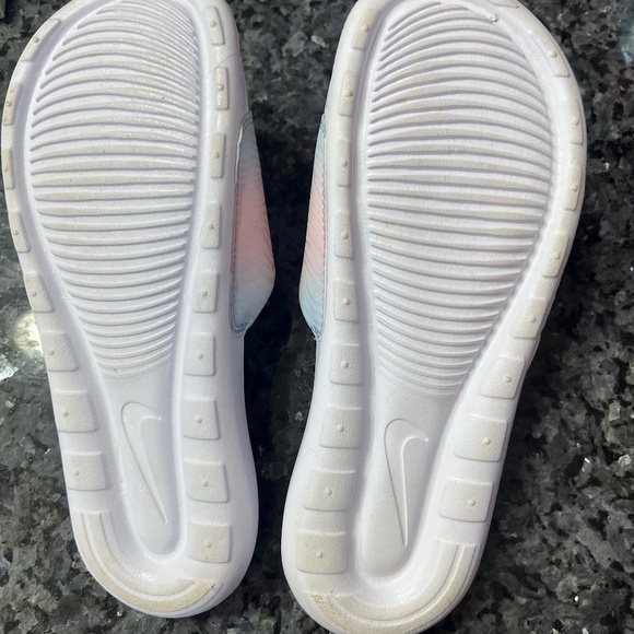 Nike Women Victori One Slide Print Pure Violet/White - Picture 2 of 5